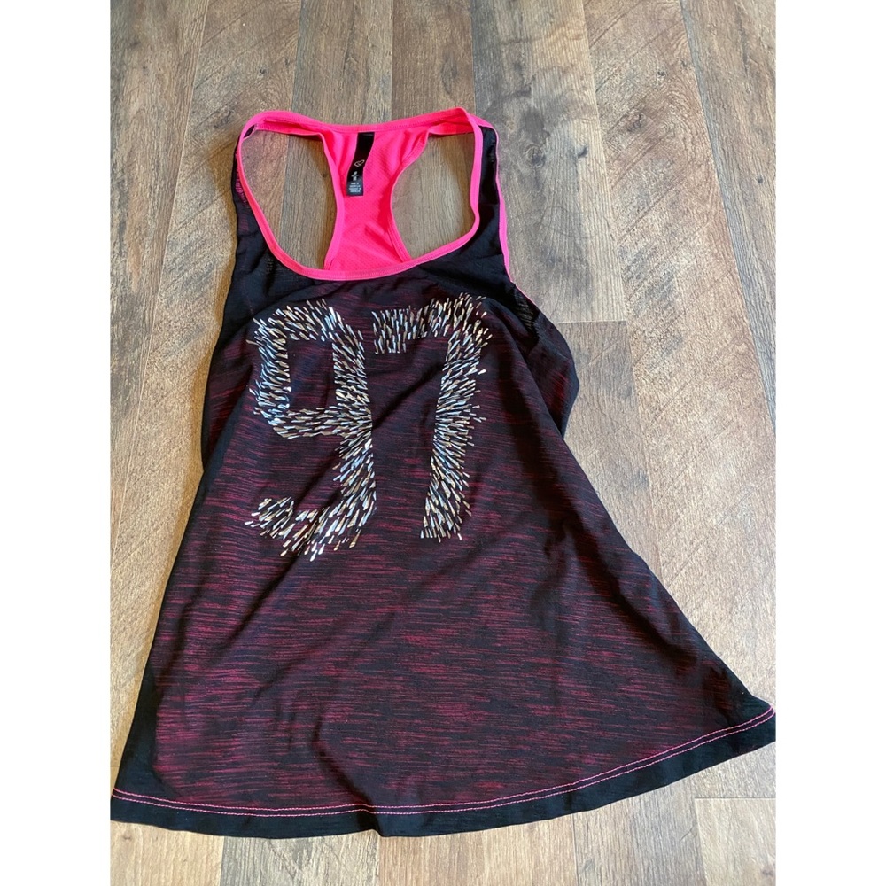 Women’s work out tank top